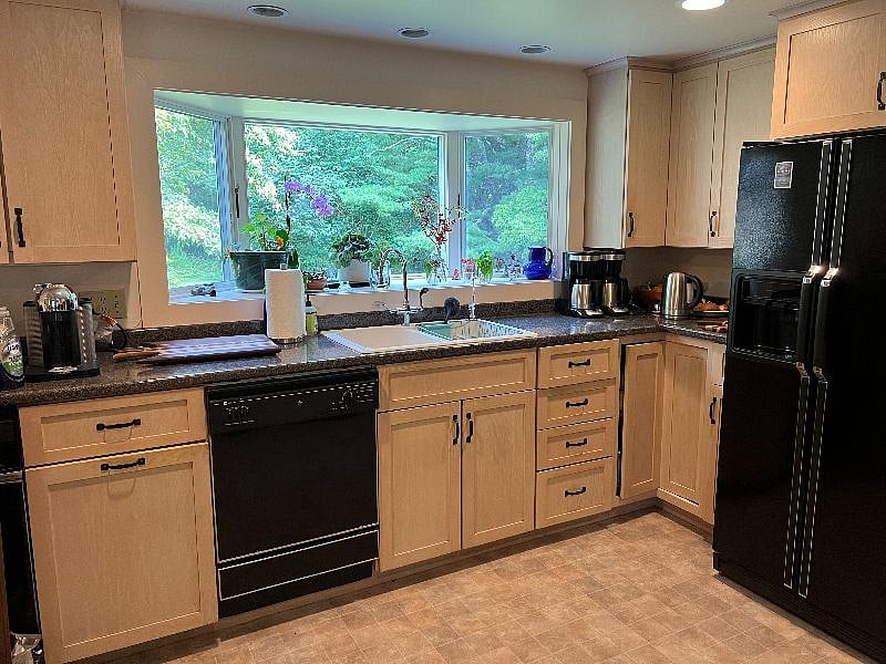 Furnished Finder property 610014_1 photo 23