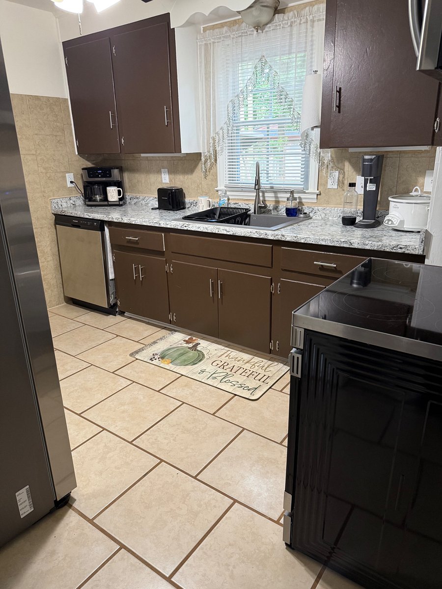 Furnished Finder property 610015_1 photo 23