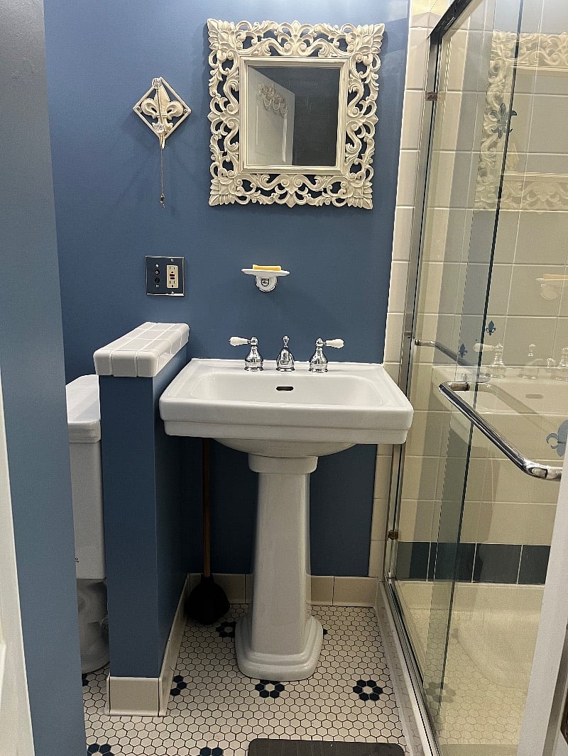 Bathroom interior
