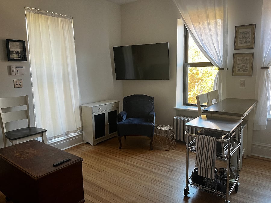Furnished Finder property 610058_1 photo 8