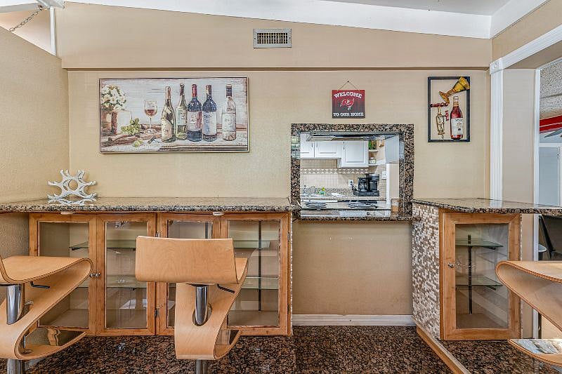 Furnished Finder property 610083_1 photo 12