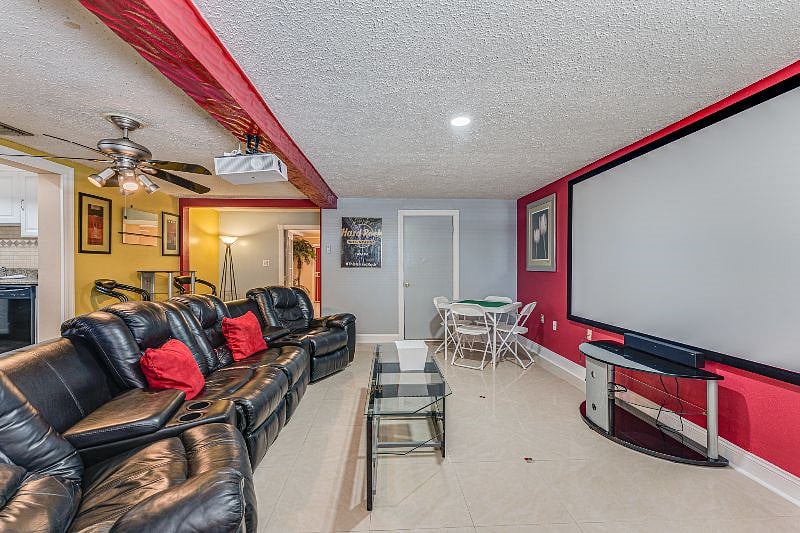 Furnished Finder property 610083_1 photo 15