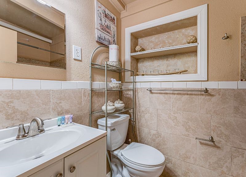 Furnished Finder property 610083_1 photo 35