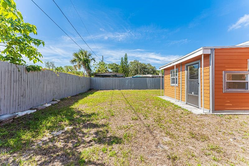 Furnished Finder property 610083_1 photo 52
