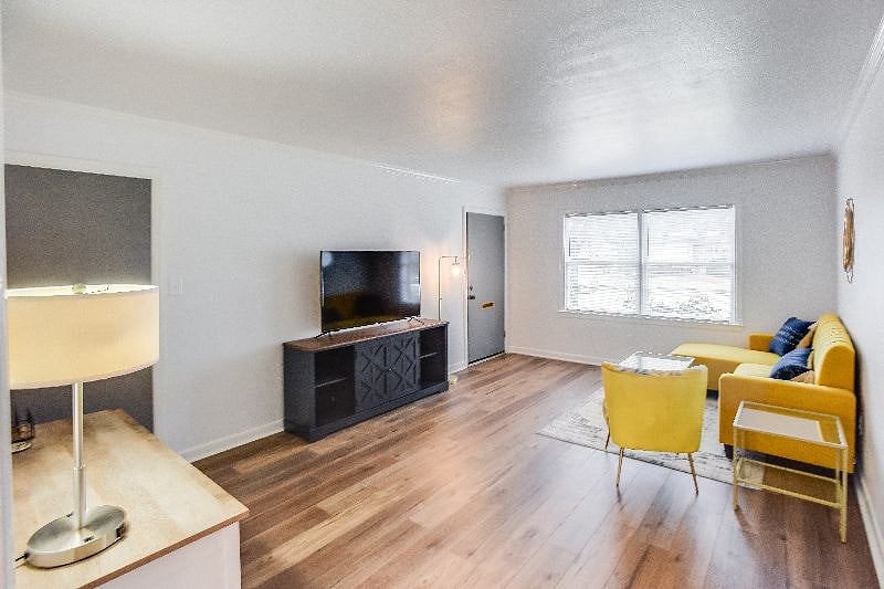 Furnished Finder property 610116_1 photo 3