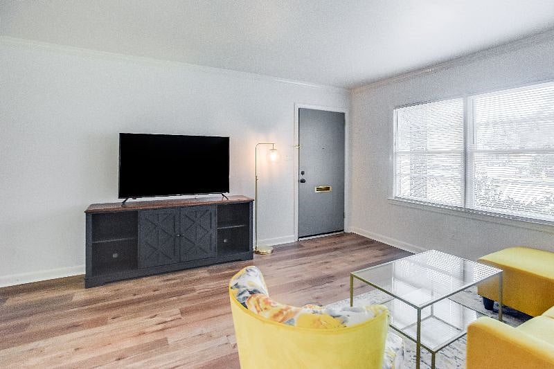 Furnished Finder property 610116_1 photo 4