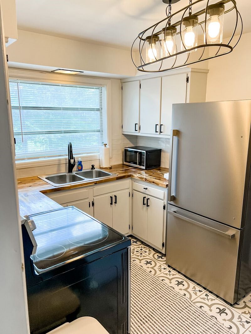 Furnished Finder property 610135_1 photo 8