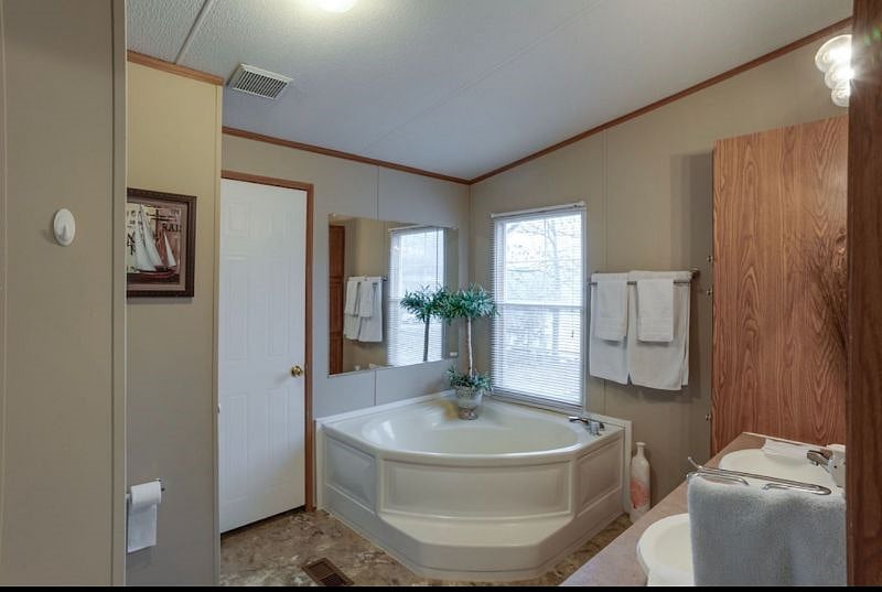 Furnished Finder property 610223_1 photo 13