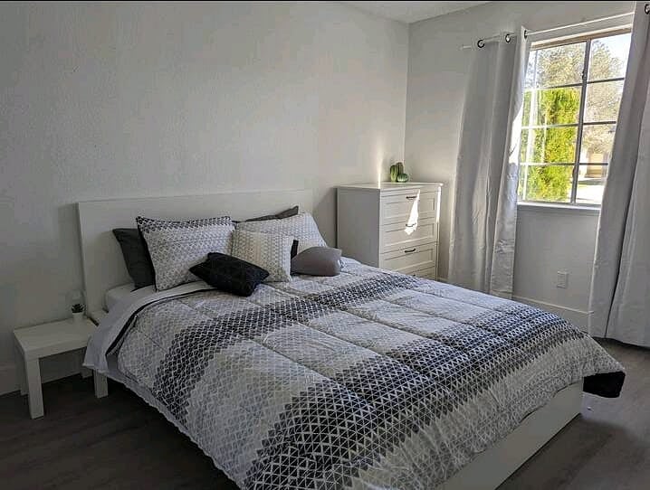 Furnished Finder property 610226_1 photo 5