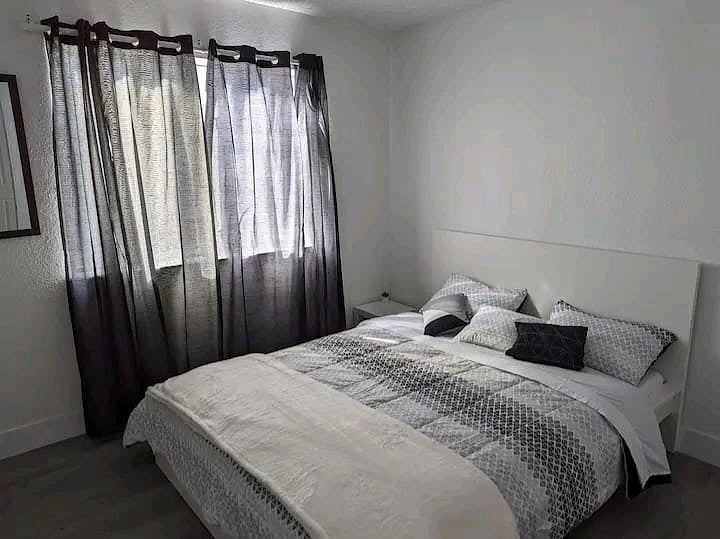 Furnished Finder property 610226_1 photo 10