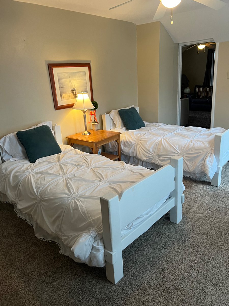 Furnished Finder property 610246_1 photo 13