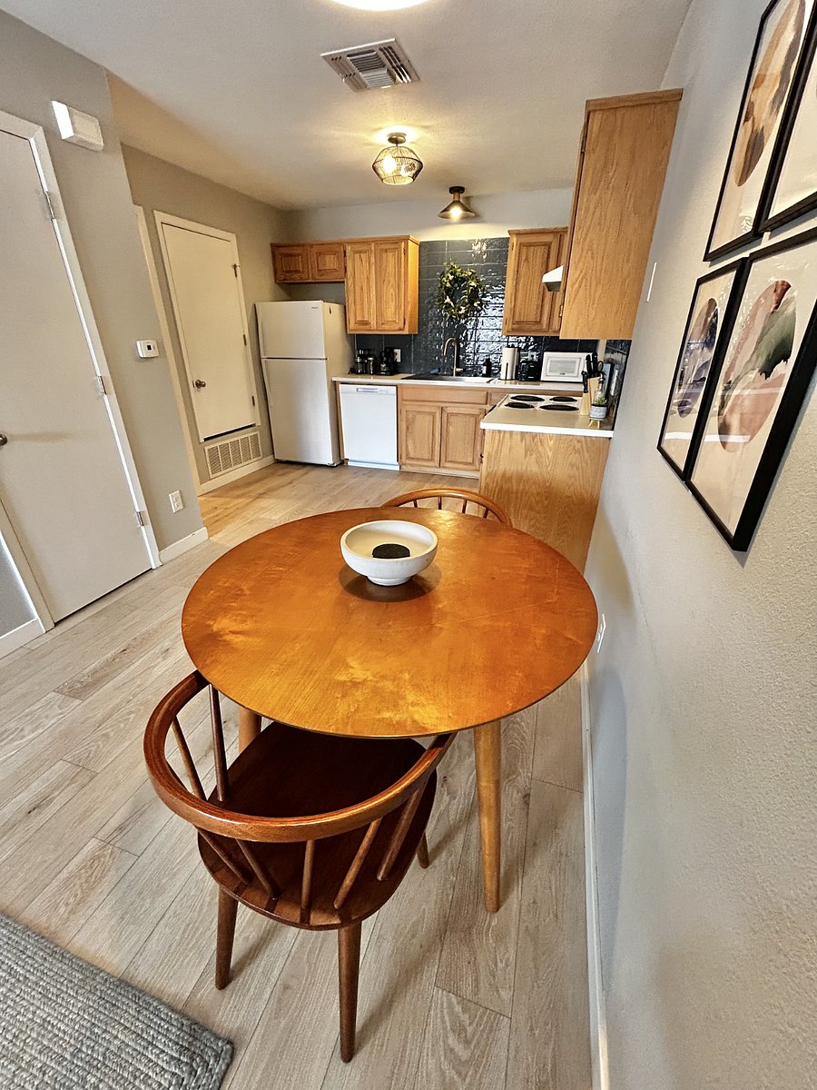 Furnished Finder property 610250_1 photo 17