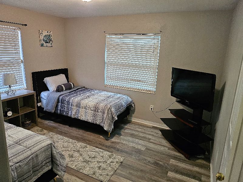 Furnished Finder property 610315_1 photo 4