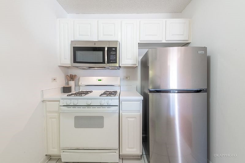 Furnished Finder property 610318_1 photo 35