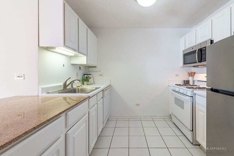 Furnished Finder property 610318_1 photo 37