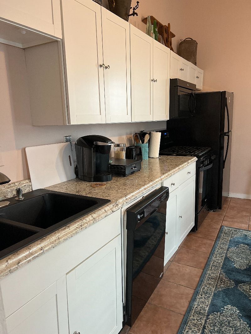 Furnished Finder property 610322_1 photo 3