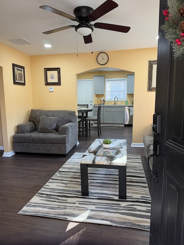 Furnished Finder property 610327_1 photo 38