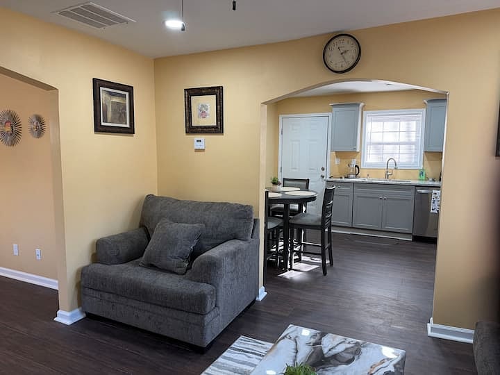 Furnished Finder property 610327_1 photo 26