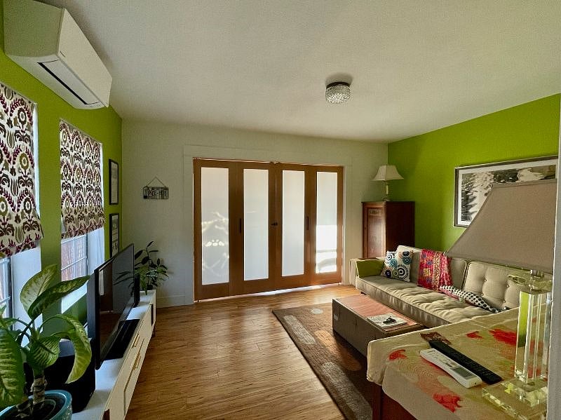 Furnished Finder property 610346_1 photo 8