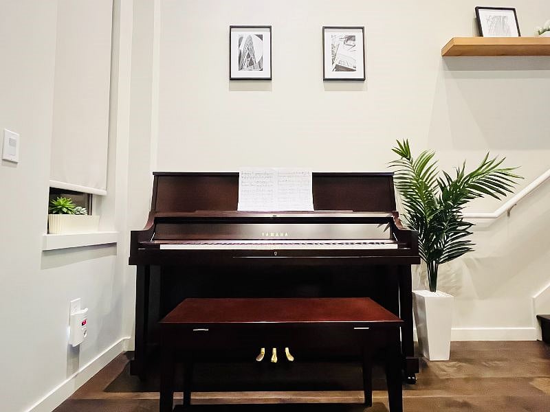 Yamaha P22 Piano in perfect condition