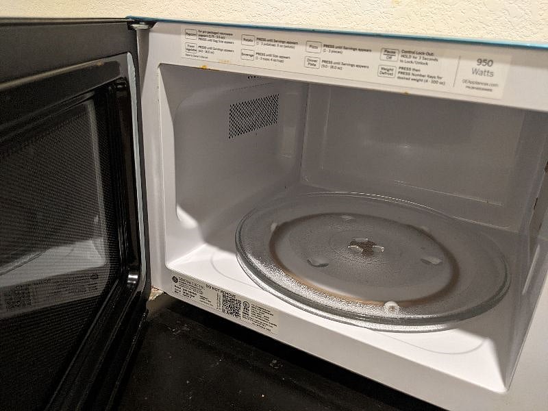 Microwave big enough for a 12 inches pizza