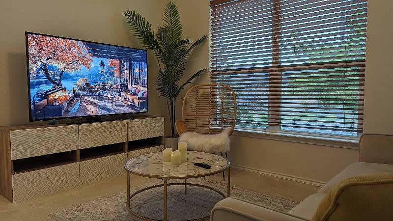 A workplace can be set up in the living room if needed.