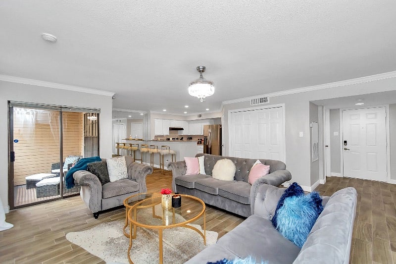 Living room with 50inch TV