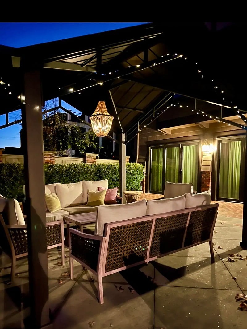 Nightcaps in the courtyard pavilion anyone? 