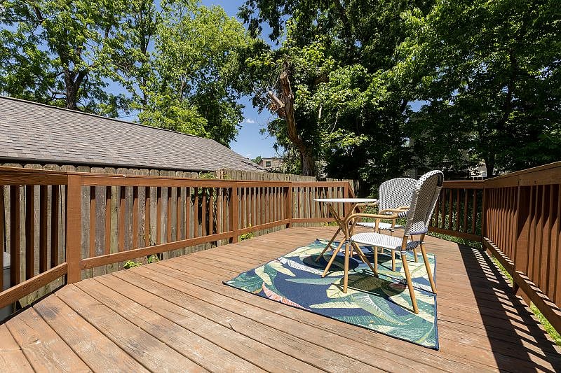 Furnished Finder property 610478_1 photo 18