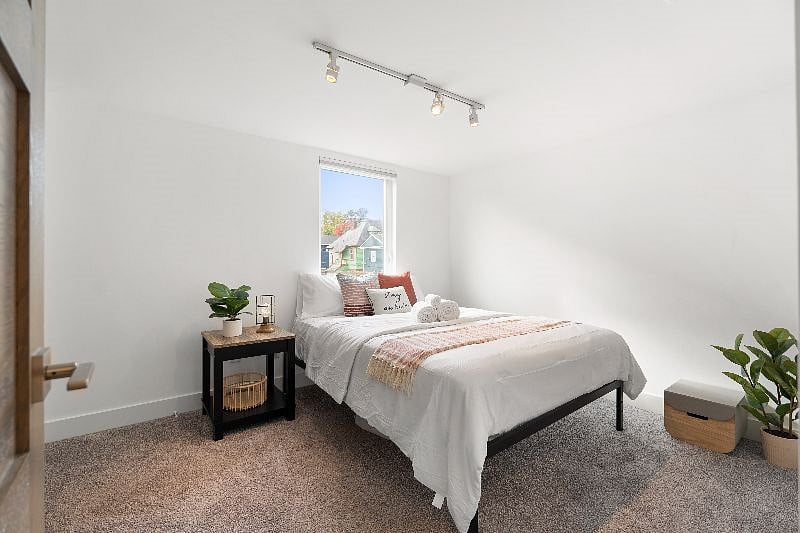 Furnished Finder property 610481_1 photo 5