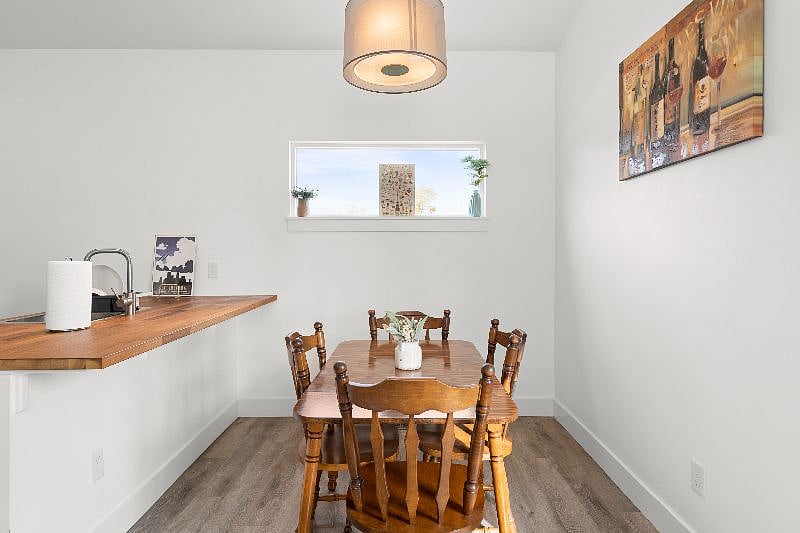 Furnished Finder property 610481_1 photo 9