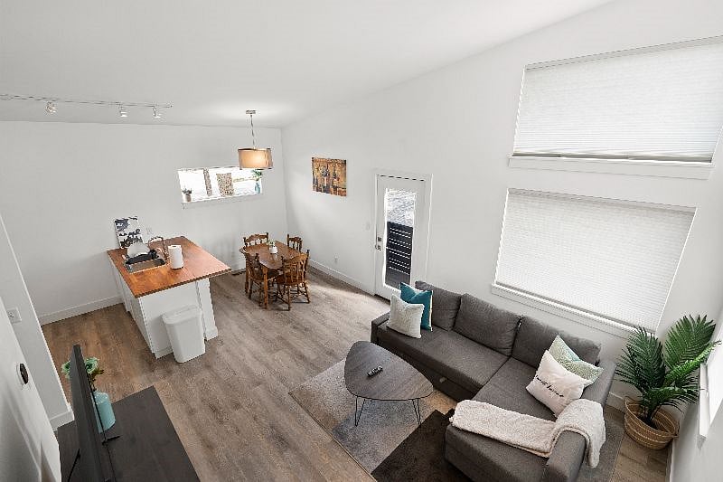Furnished Finder property 610481_1 photo 14