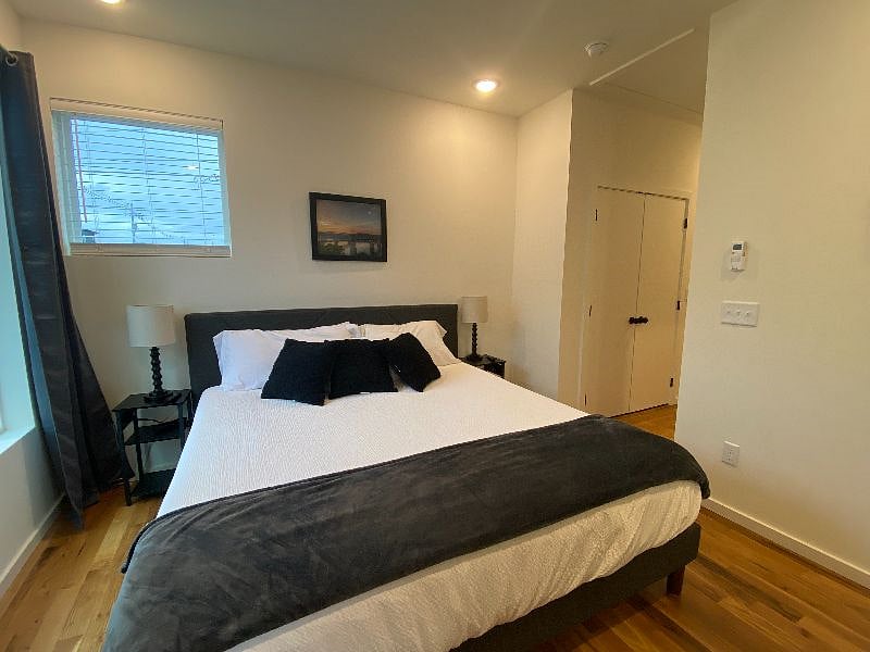 Furnished Finder property 610500_1 photo 3