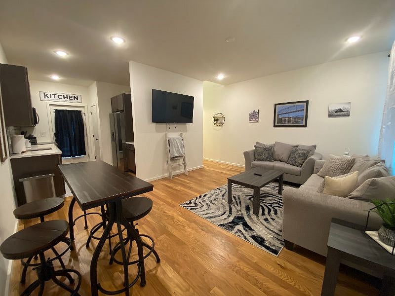 Furnished Finder property 610500_1 photo 23