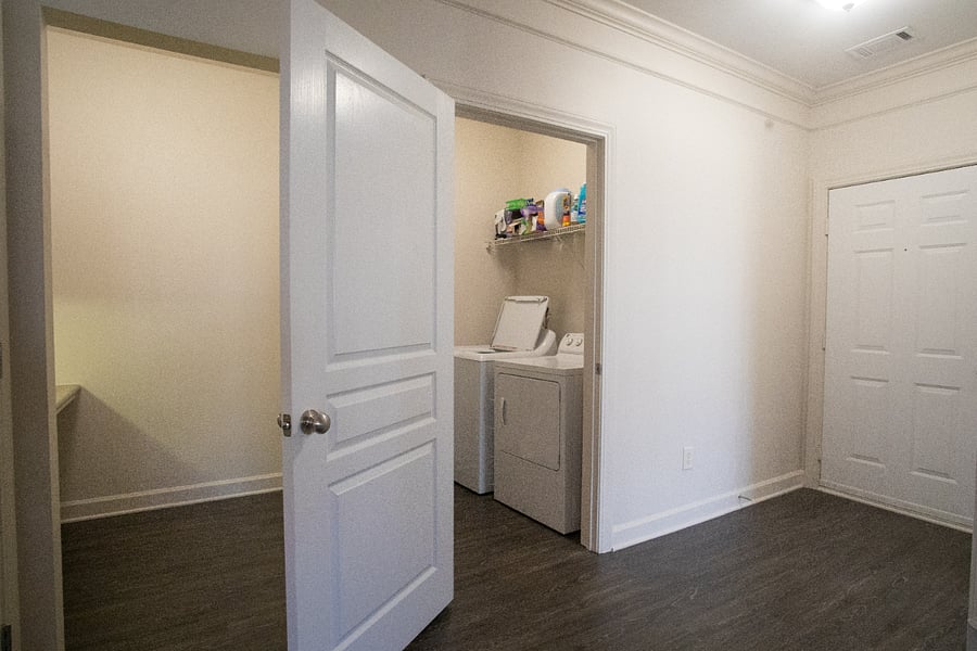 Furnished Finder property 610535_8 photo 18
