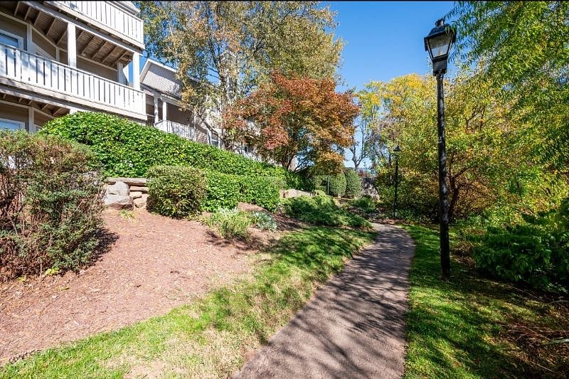 Furnished Finder property 610586_1 photo 16