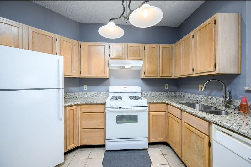 Furnished Finder property 610586_1 photo 10