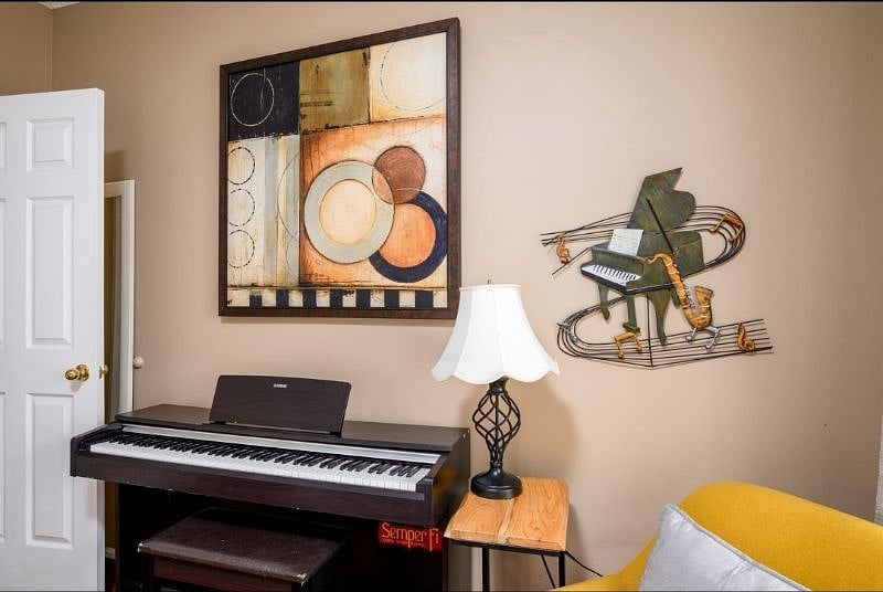Furnished Finder property 610586_1 photo 6