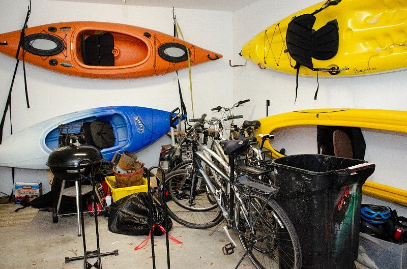Bikes and kayaks included in stay.