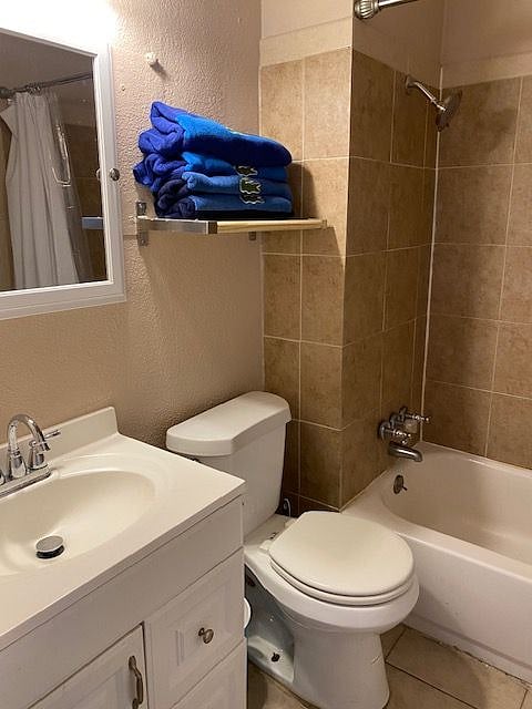 Furnished Finder property 610610_1 photo 9
