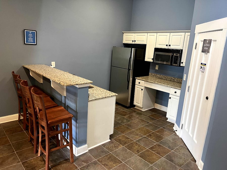Furnished Finder property 610611_1 photo 33