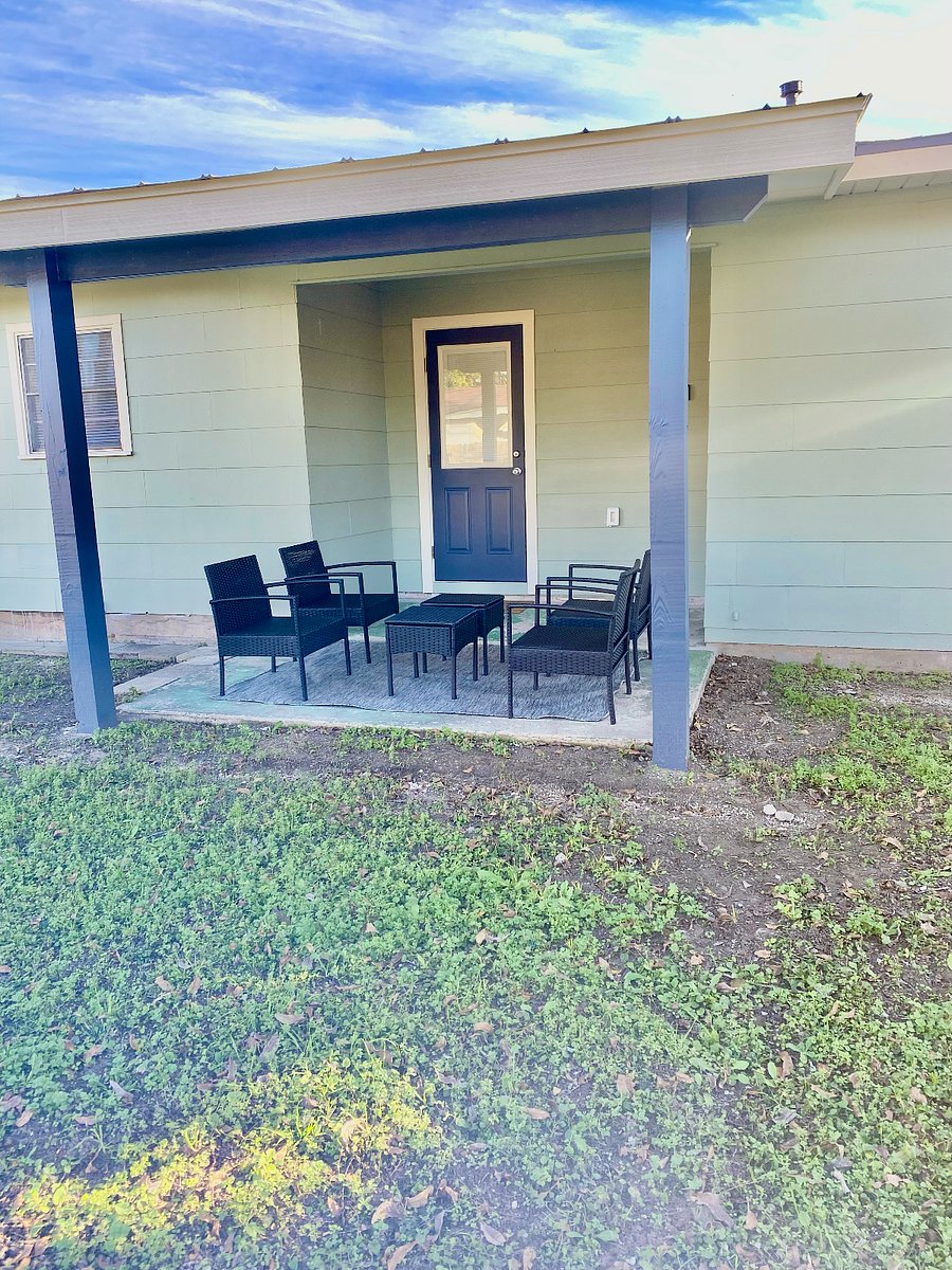Furnished Finder property 610615_1 photo 16