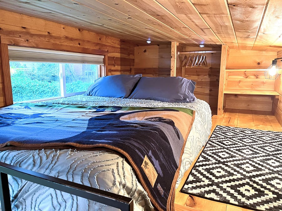 Everyone loves this queen mattress!