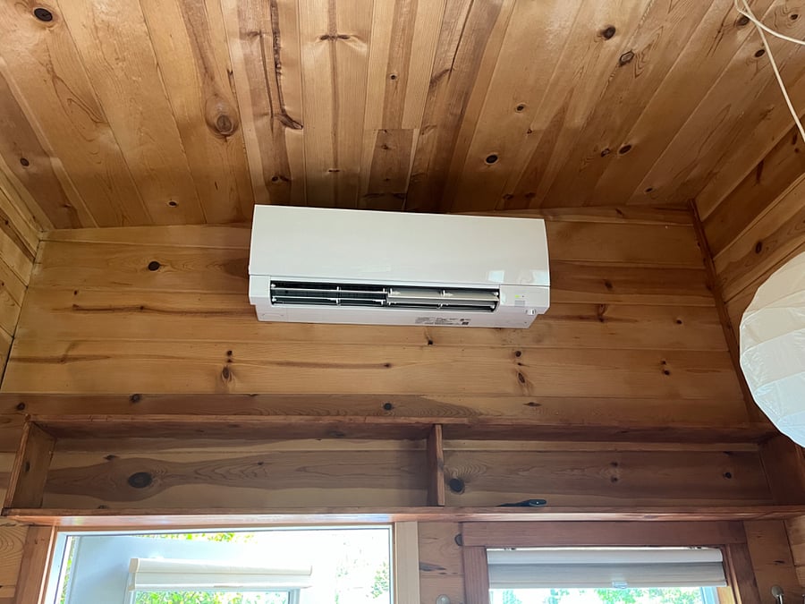 Brand new HVAC system with A/C!