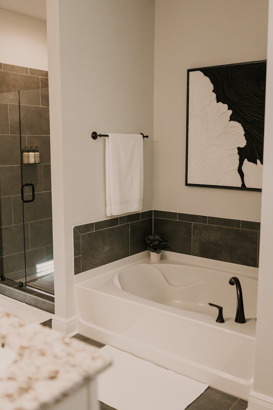 Furnished Finder property 610638_1 photo 23