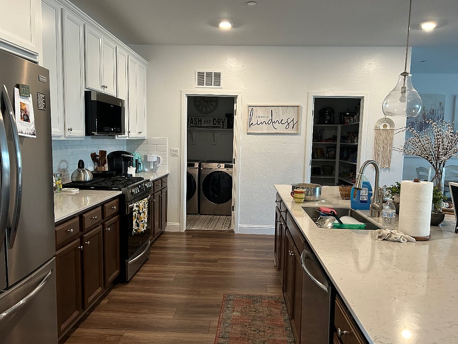Furnished Finder property 610670_1 photo 3