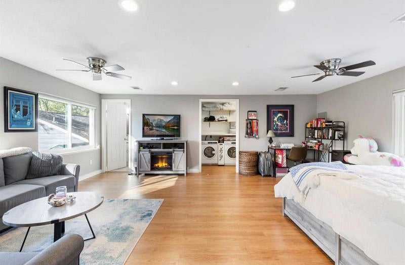 Furnished Finder property 610671_1 photo 4