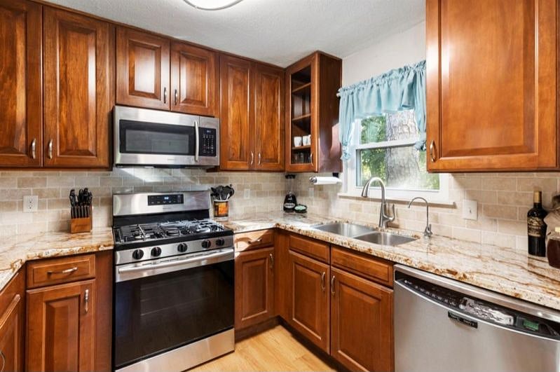 Furnished Finder property 610671_1 photo 11