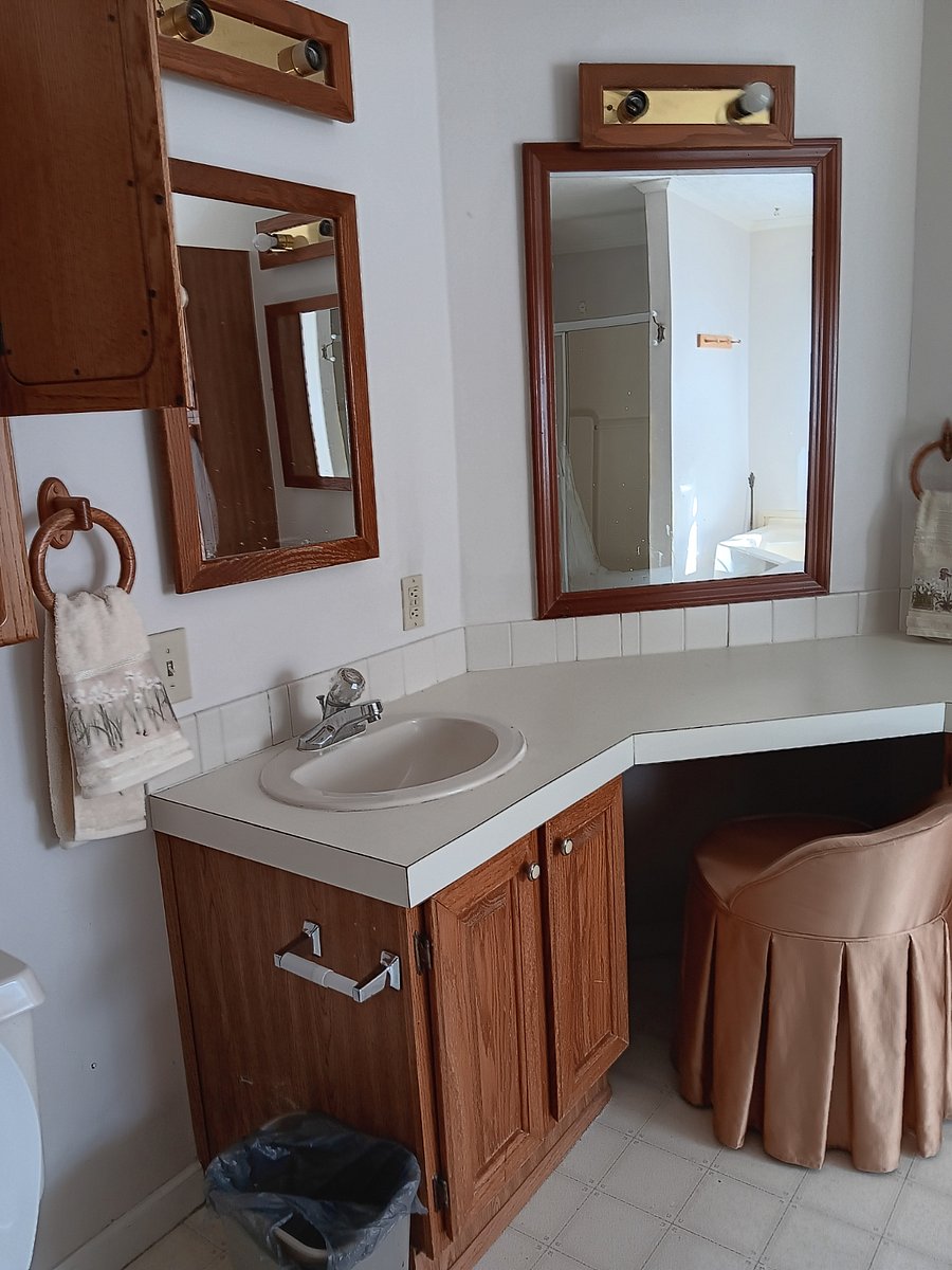 Furnished Finder property 610732_2 photo 12