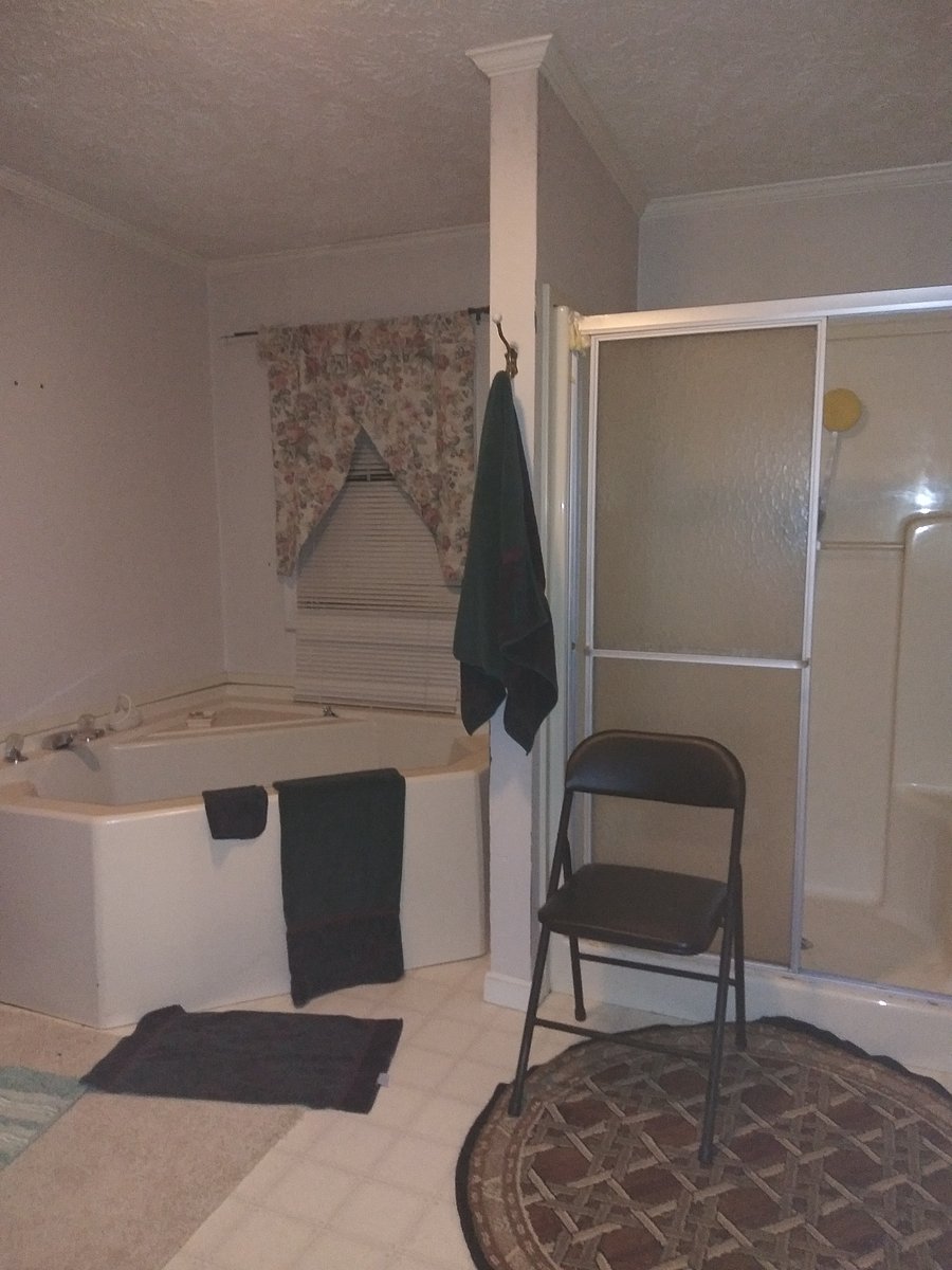 Furnished Finder property 610732_2 photo 14